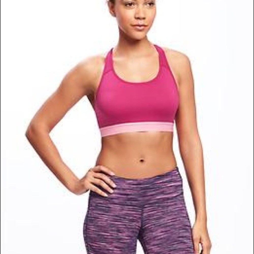 Old Navy Go Dry Medium Support Sports Bra